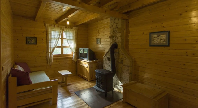 Ranch Jelov Klanac, Book Hotel Rakovica Karlovac county