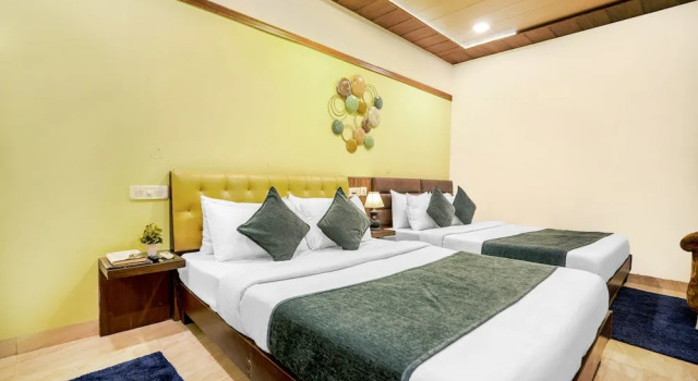 Hotel Seven - Centre of City Chandigarh, Buchen Sie Hotel Chandīgarh Chandigarh Region