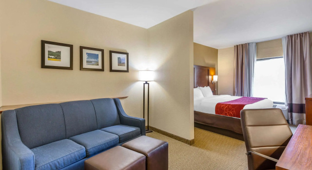 Двухместный люкс Comfort Suites South Point - Huntington