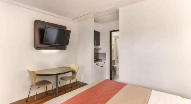 Двухместный номер Standard Motel 6-Lethbridge, AB