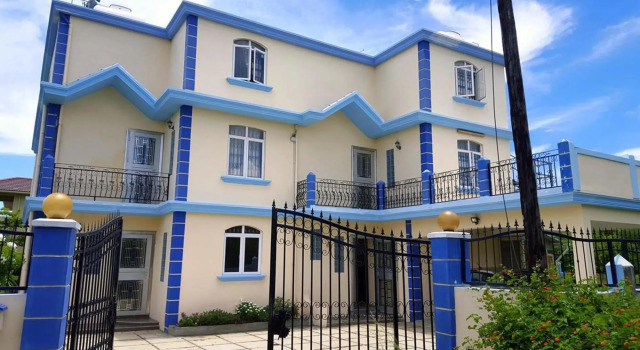 Villa Emax