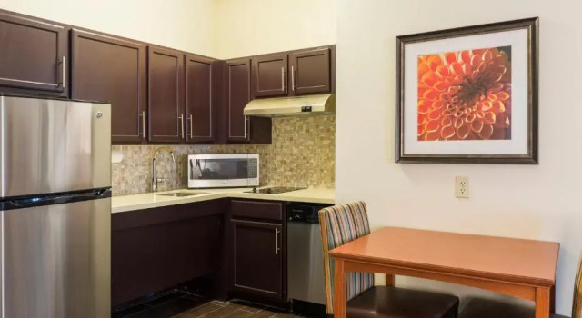 Люкс с 2 комнатами Staybridge Suites Fargo by IHG