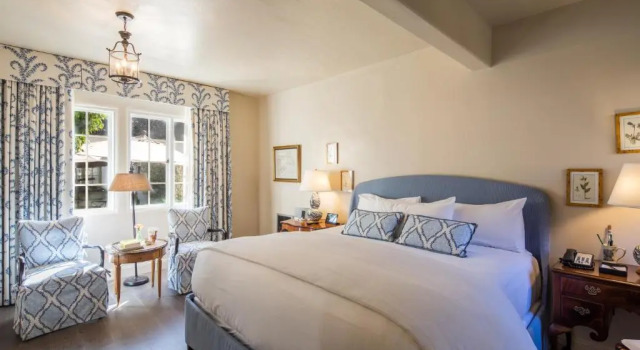 Двухместный номер Standard L Auberge Carmel