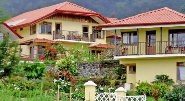 Люкс с видом на горы Guayabo Lodge