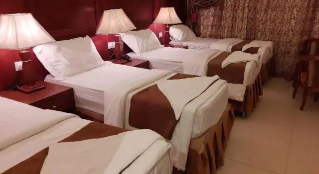 OYO 474 Alyousr Royal Hotel