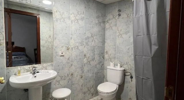 Трёхместный номер Standard Hostal la Embajada