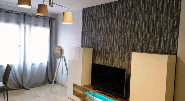 Luxury Apartment. Gym and Solarium, Забронировать Апартаменты/квартира Отели Лас-Пальмас-де-Гран-Канария с парковкой, рядом с Музей науки и техники, Парковка