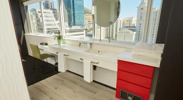 Двухместный номер Accessible Hotel Sky Cape Town
