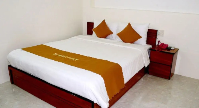 Oyo 753 Bright Moon Hotel, Buchen Sie Hotel Cần Thơ 