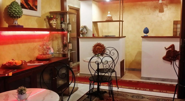 B&B Triskèles, Buchen Sie Bed & Breakfast Giardini-Naxos Taormina Coast
