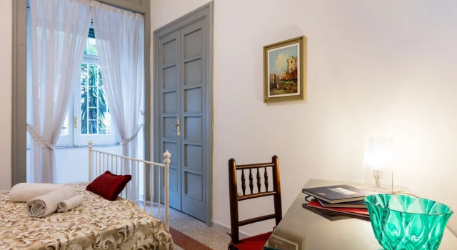 Apartment - Corso V. Emanuele III BH 81, Забронировать Апартаменты/квартира Неаполь Кампания, рядом с Mergellina Metro Station