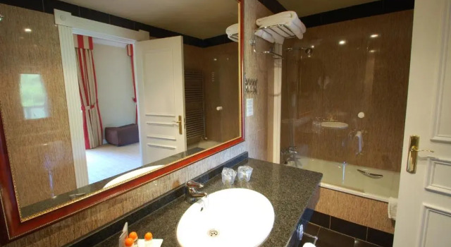 Двухместный номер Standard Gran Hotel Pelayo