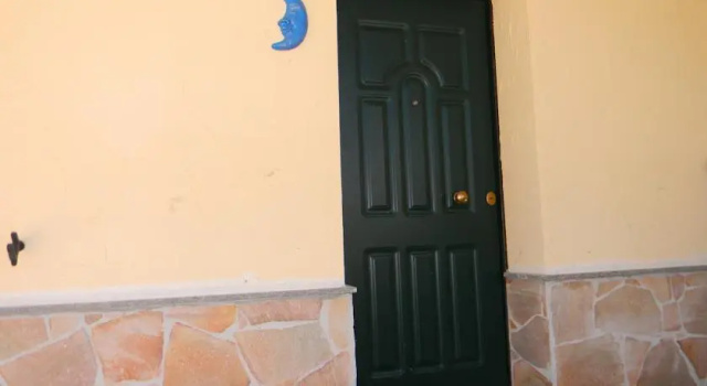 Luna Blue Home