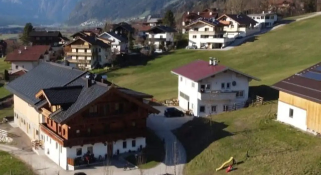 Коттедж Holiday on an organic farm in Hart im Zillertal