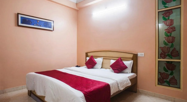 Hotel Ganga Maiya