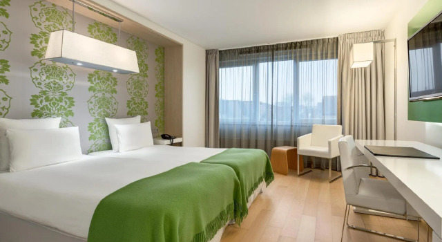 Номер Superior NH Groningen Hotel