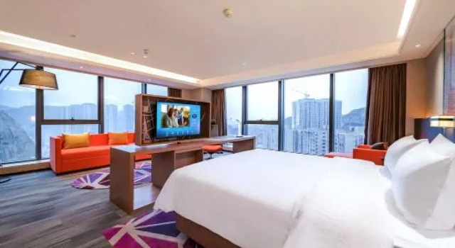 Люкс Business Hampton by Hilton Kaili