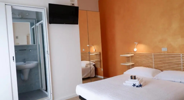 Трёхместный номер Standard с балконом Hotel Venezuela