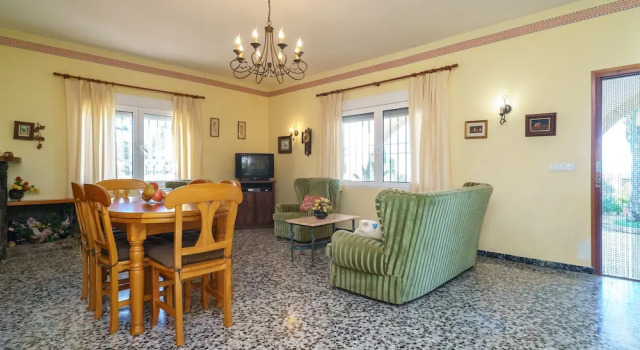 051 Villa Ginebrina