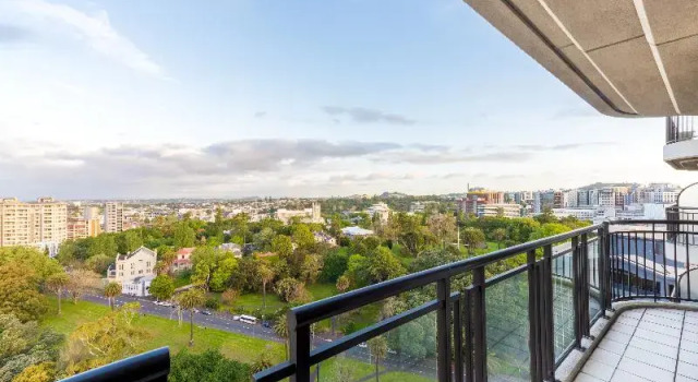 Номер Standard Avani Metropolis Auckland Residences