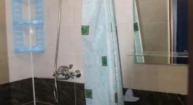 Zustrizh u Leva, Prenota Hotel Volosyanka 