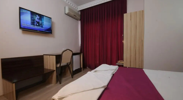 Двухместный номер Standard с балконом Rosy Hotel
