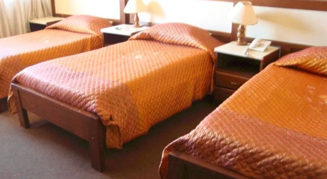 Hostal Versalles