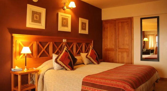 Полулюкс Altos Ushuaia Hotel & Resto