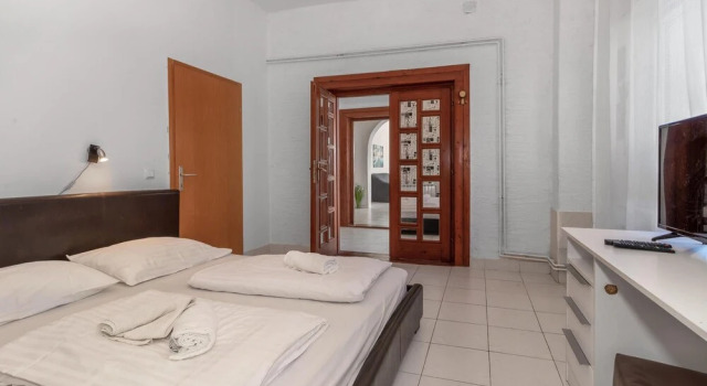Nice Apartment in Novi Vinodolski With Wifi and 2 Bedrooms
