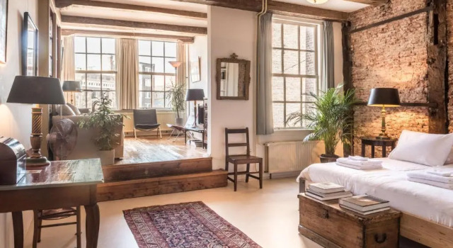Номер Deluxe Classy Room 17th C Canalhouse