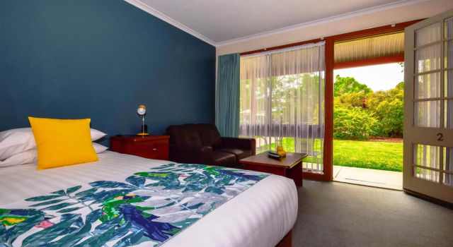 River Country Inn, Забронировать Мини-отель Отели Моама с парковкой, Парковка