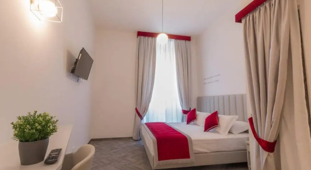 Frattina FF italian suites, Забронировать Гостевой дом Спанья Рим, рядом с Посольство США в Риме