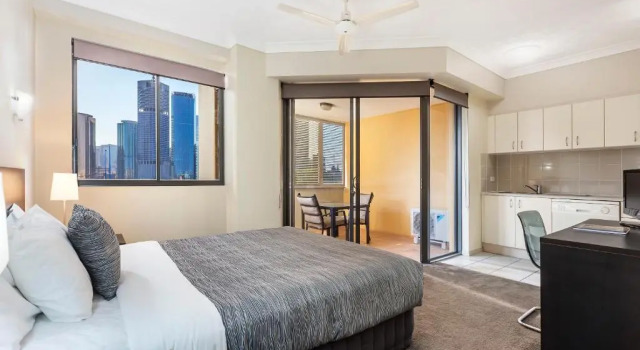 Студия Bridgewater Apartments