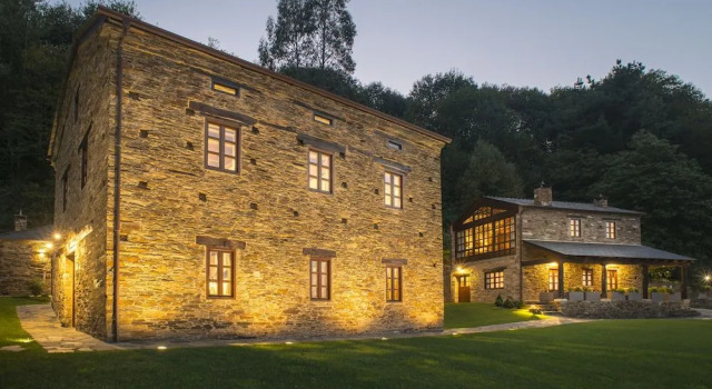 Aldea Rural y Gastro Restaurante Casona de Labrada, Забронировать Дом для отпуска Пуэнте-Нуэво A Marina Lucense