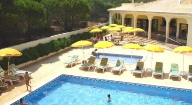 Ria Plaza Resort, Забронировать Курортный отель Отели Кинта-ду-Лагу с завтраком, Завтраки