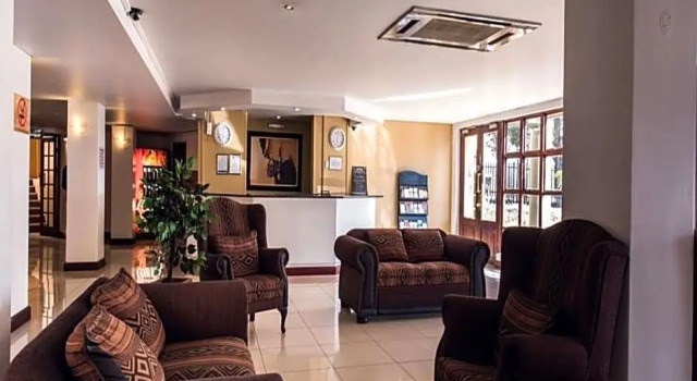 Airport Inn And Suites