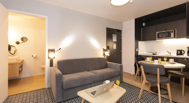 Апартаменты Apparthôtel Odalys City - Le Havre Centre Les Docks