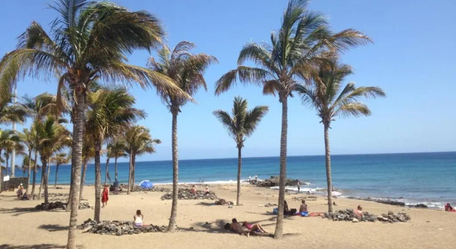 Вилла Villa Barranco - A wonderful villa - Stunning sea views - 400 Metres from the sea