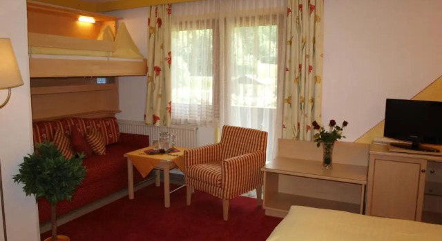 Двухместный номер Standard с балконом Hotel-Restaurant Burgblick