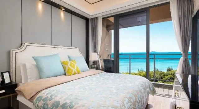Четырёхместный люкс с 2 комнатами с балконом и с видом на море The Mediterranean Bay Vacation Apartment (Yemeng Promenade in Sanya Bay