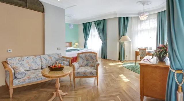 Полулюкс Grandhotel Ambassador Národní Dům
