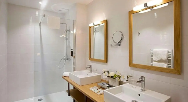 Двухместный номер Comfort Hotel de LAbbaye Le Tronchet - Handwritten Collection