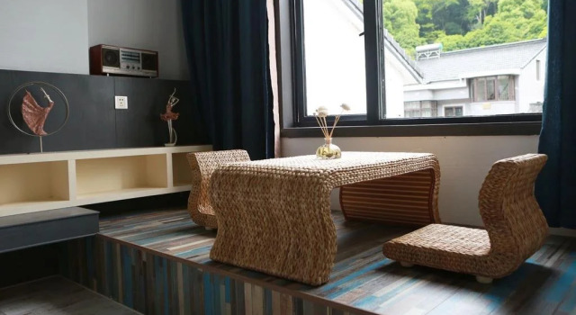 Hangzhou Here Art Hostel
