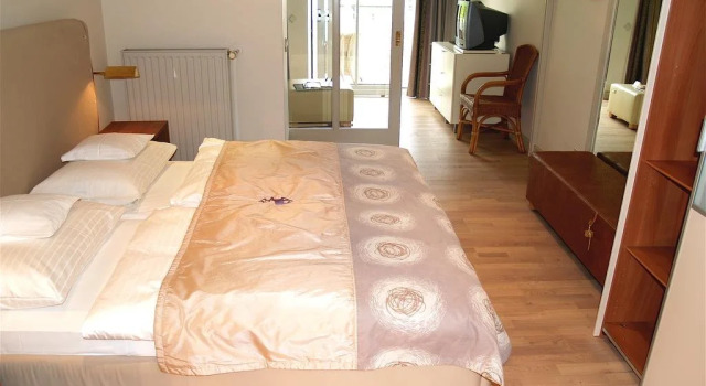 Seehotel Hubertushof, Reserva ahora Hotel Velden am Wörthersee Wörthersee