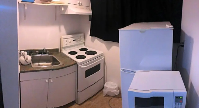 Студия Guest Inn Motel