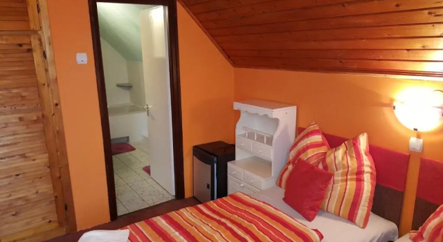 Rzsa Panzi, Rezervovat Hotel Balatonfüred 