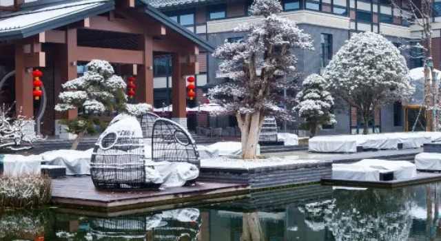 Tianhan Jingyi Park View Hotels and Resorts, Забронировать Отель Отели Ханьчжун с бассейном, Бассейн