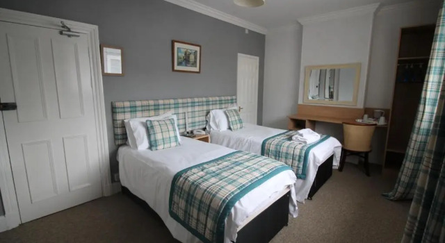 White Hart Hotel, Забронировать Отель Криклейд Уилтшир