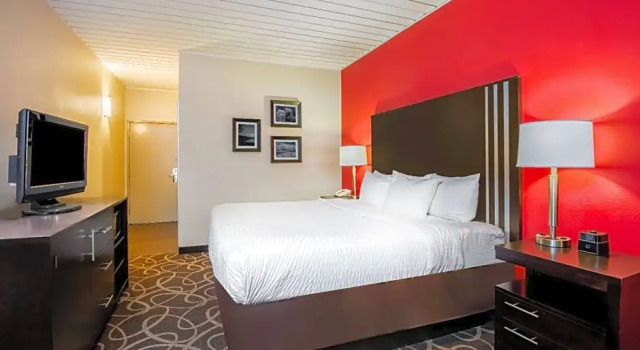 Номер Deluxe La Quinta Inn & Suites by Wyndham Elkview - Charleston NE