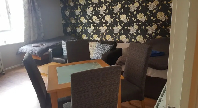Dragon - Garnet Apartment 1 Bedroom Home, Забронировать Апартаменты/квартира Апартаменты Глазго, рядом с Whyte &amp; Mackay, Апартаменты/квартира
